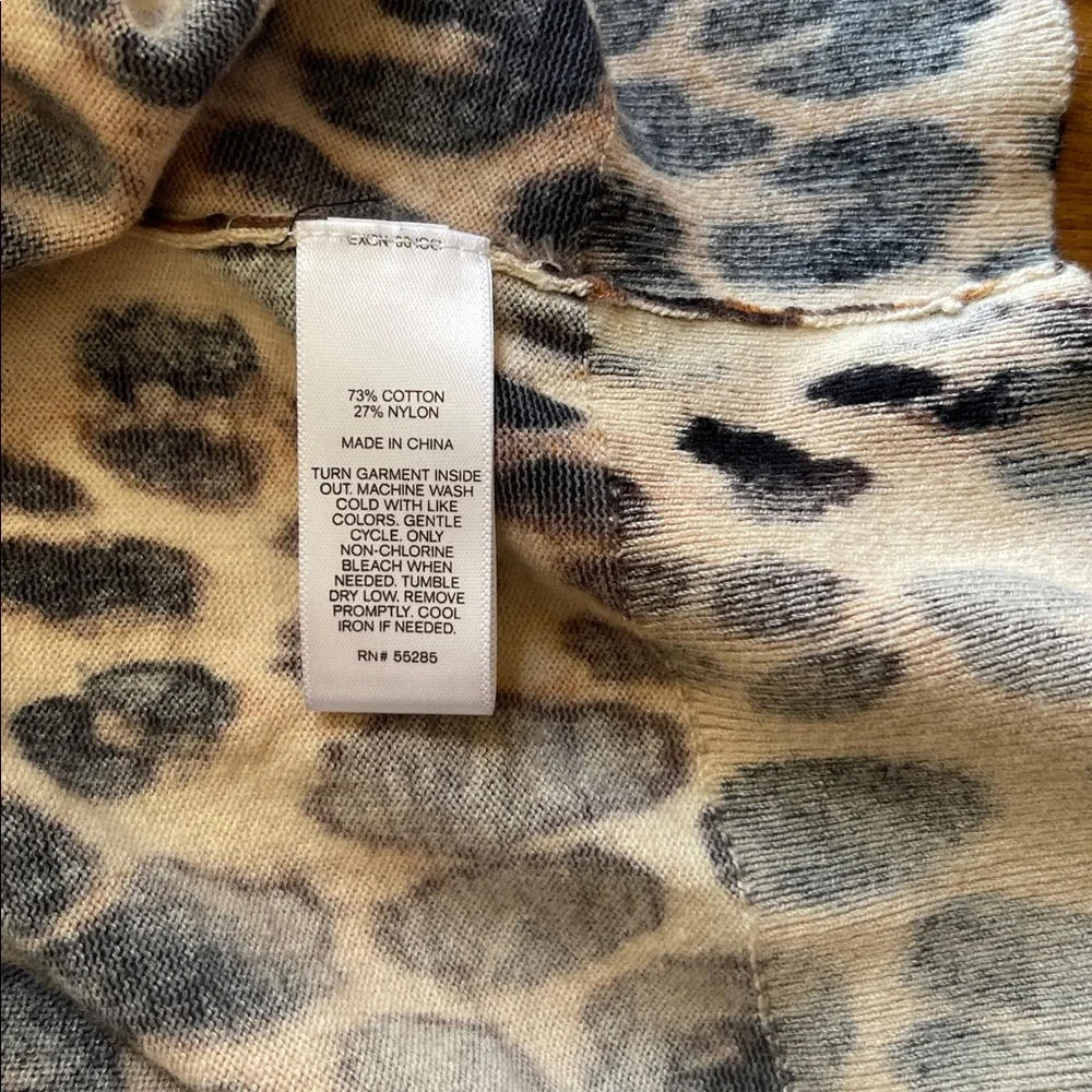 Express Animal Print Cotton Blend Cárdigan. Size XS. PD4 - Picture 7 of 8